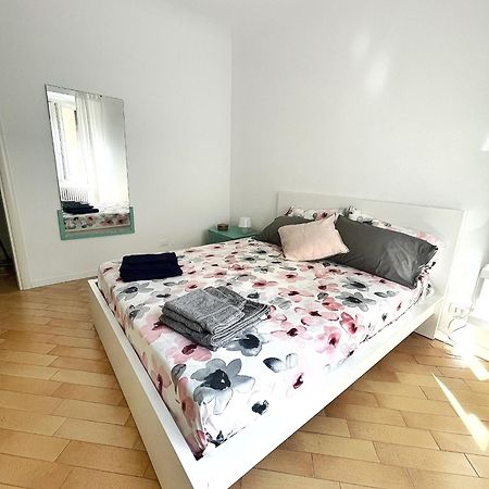 Ampio E Accogliente Bilocale - Fara 1, Porta Nuova Apartment Milan Bagian luar foto