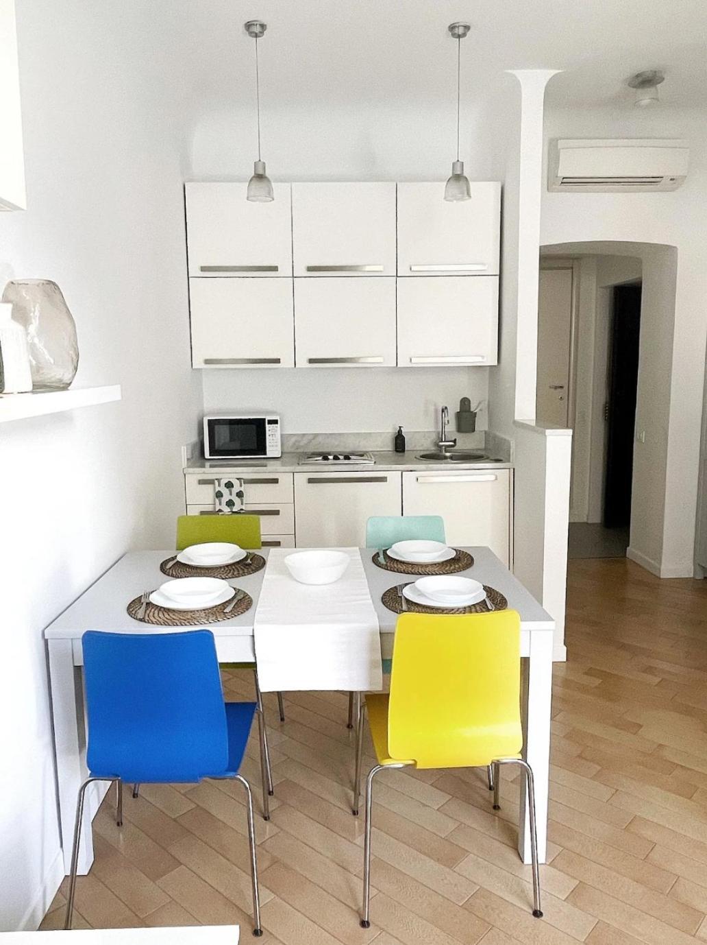 Ampio E Accogliente Bilocale - Fara 1, Porta Nuova Apartment Milan Bagian luar foto