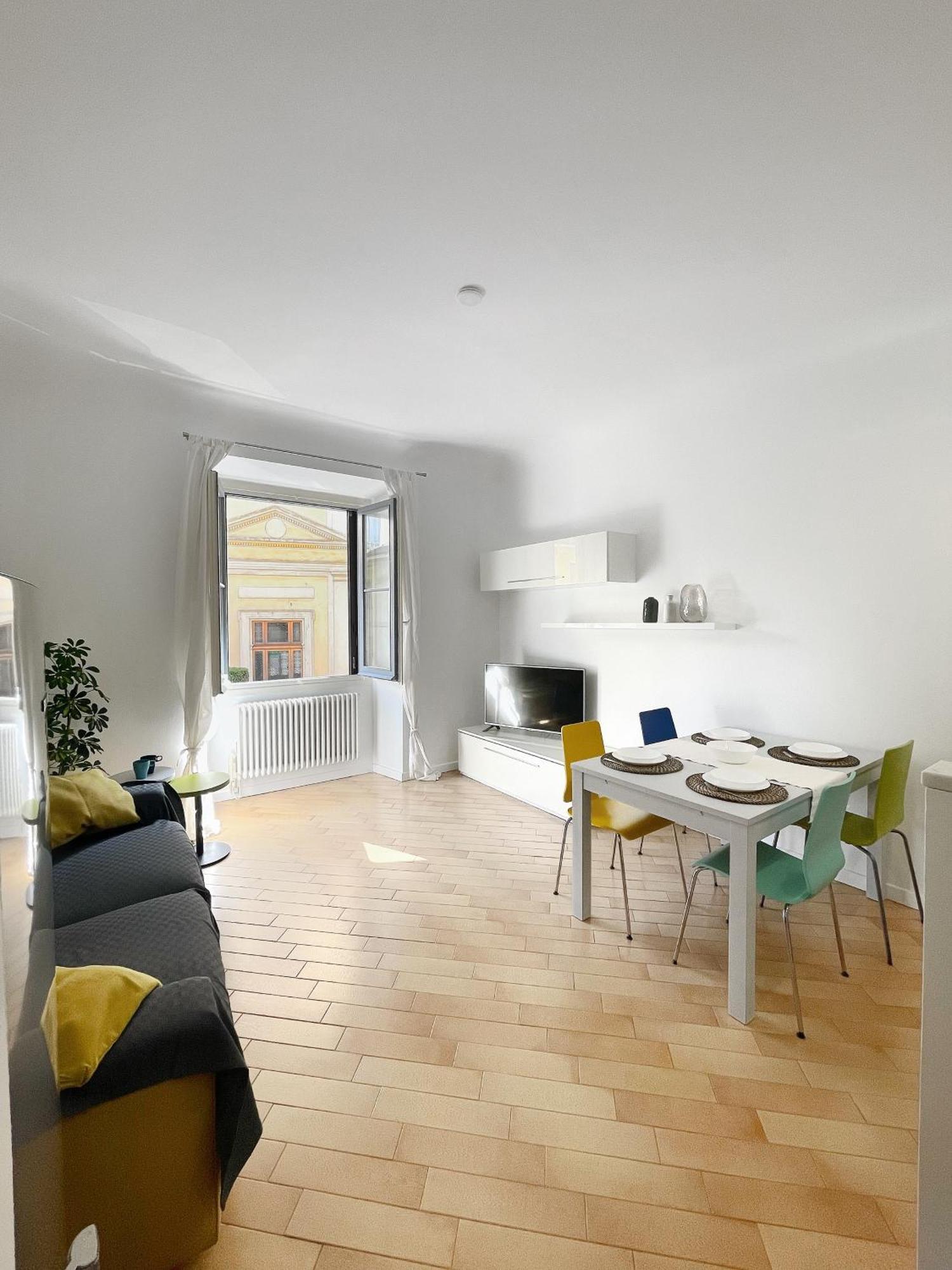 Ampio E Accogliente Bilocale - Fara 1, Porta Nuova Apartment Milan Bagian luar foto